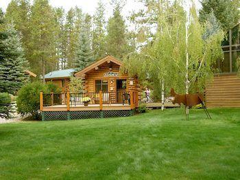 Silverwolf Log Chalets Coram Esterno foto