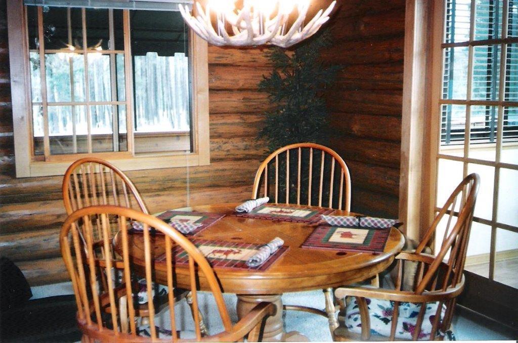 Silverwolf Log Chalets Coram Esterno foto